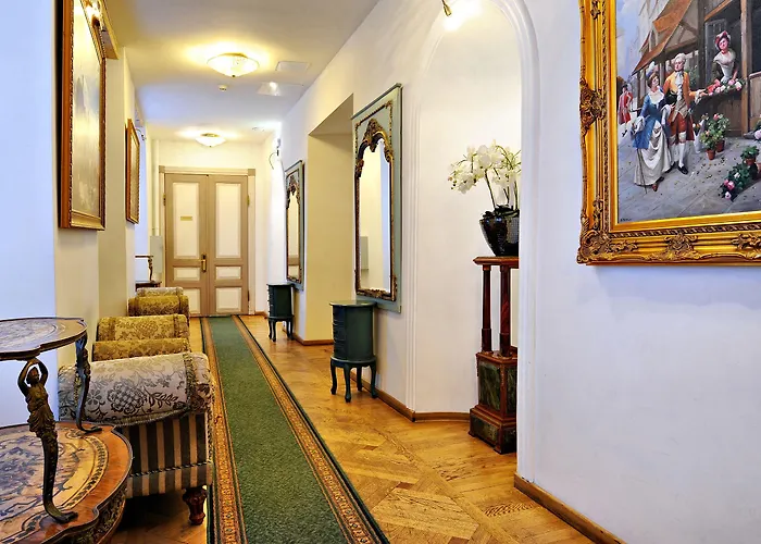 圣奥拉沃酒店 4*